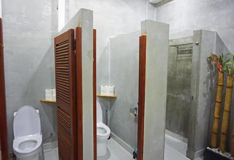 Кровать в Общей Комнате, Onederz Phnom Penh