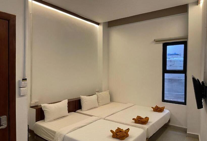 Номер Стандарт Трехместный, Onederz Phnom Penh