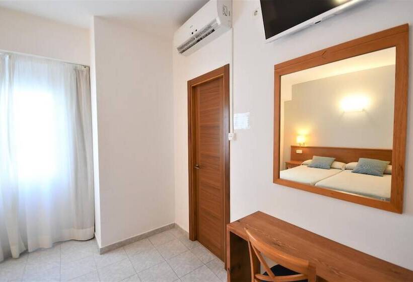 Номер Стандарт, Hostal Mallorca