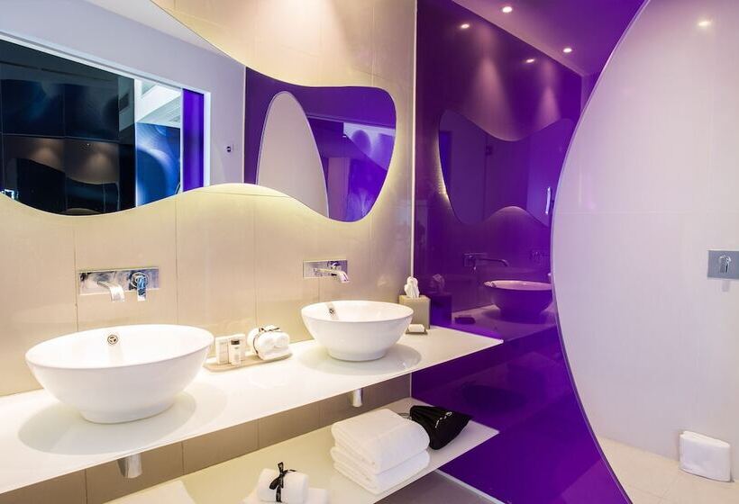 اتاق استاندارد با چشم‌انداز دریا, Temptation At The Tower Cancún Resort   All Inclusive   Adults Only