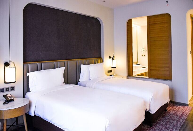 프리미엄 룸, Crowne Plaza Qingdaoorientalmoviemetropolis, An Ihg