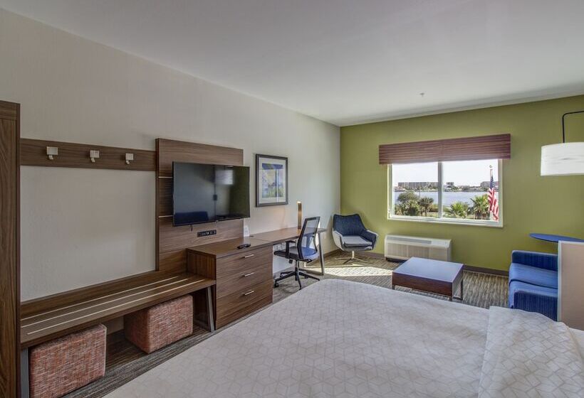 Люкс Адаптированный для Инвалидов, Holiday Inn Express   Fort Walton Beach Central, An Ihg