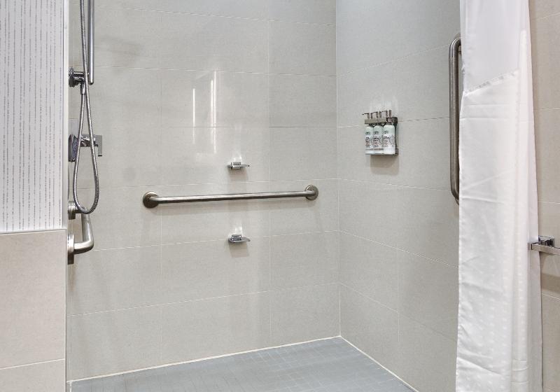 エクゼクティブスイート, Holiday Inn Express & Suites   Trois Rivieres Ouest, An Ihg