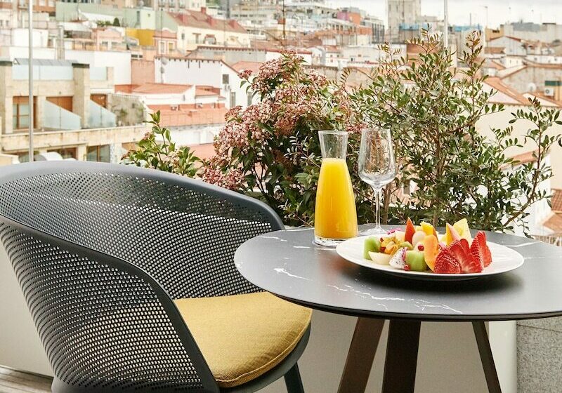 Superior Room with Terrace, Vp Plaza Espana Design