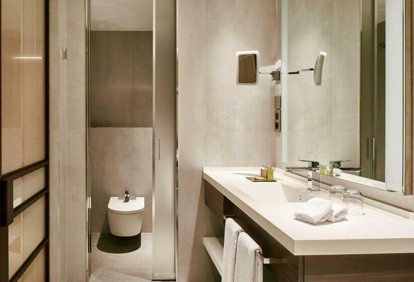 اتاق سوپریور سه تخته, Vp Plaza Espana Design