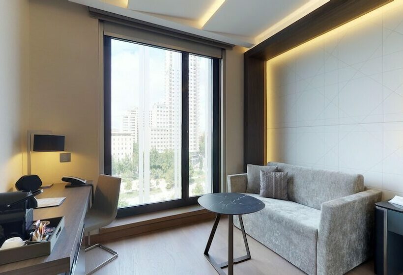 اتاق سوپریور سه تخته, Vp Plaza Espana Design