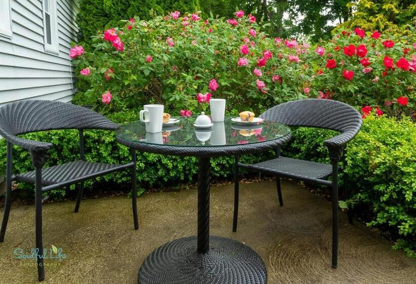 Номер Deluxe Кровать Кинг, The Platinum Pebble Boutique Inn   Adults Only Property