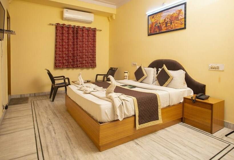 Quarto Deluxe, Dimple International