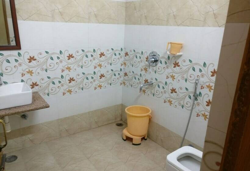 Quarto Superior, Dimple International