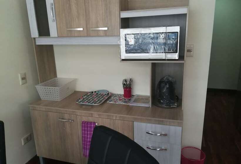 سوییت اجرایی, Luxstone Executive & Suites