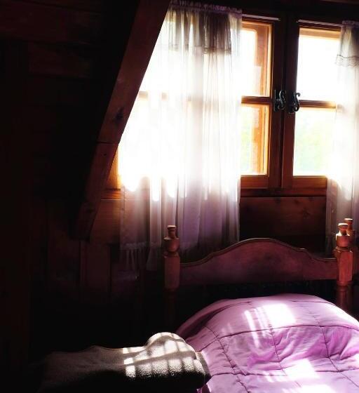 标准间, Universal Traveller's Hostel