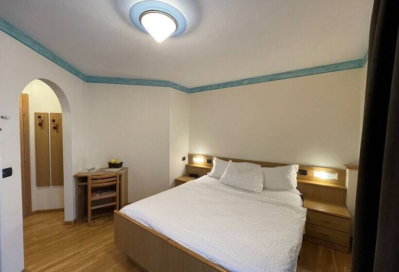 标准间, Active Hotel Rosat