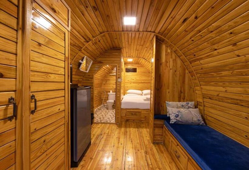 Номер Стандарт, Mafiya Resort