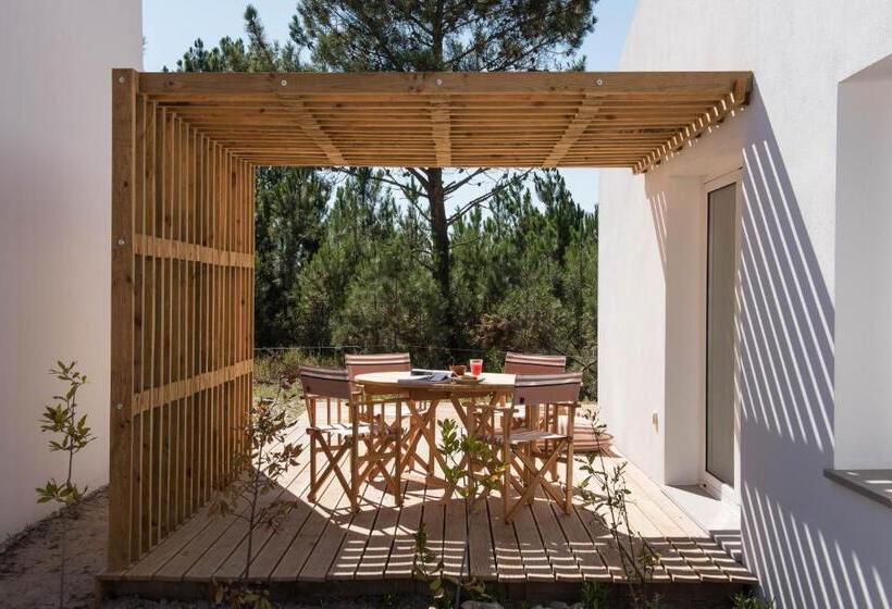 خانه 2 خوابه, Craveiral Farmhouse By Belong Staying & Feeling