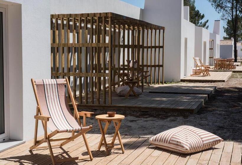 خانه 2 خوابه, Craveiral Farmhouse By Belong Staying & Feeling