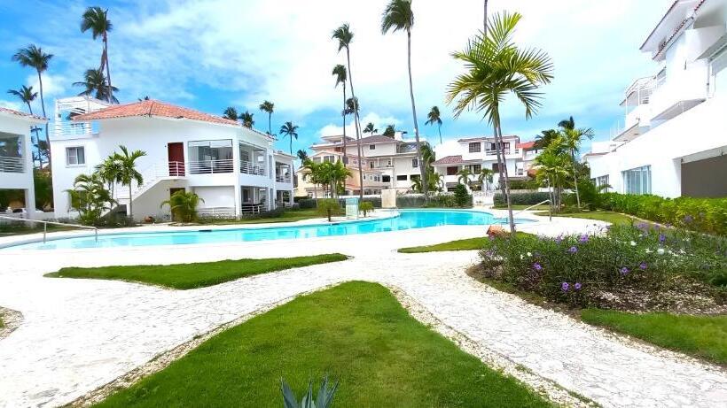 آپارتمان 1 خوابه با چشم‌انداز استخر, Los Corales Beach Village Punta Cana   The Original