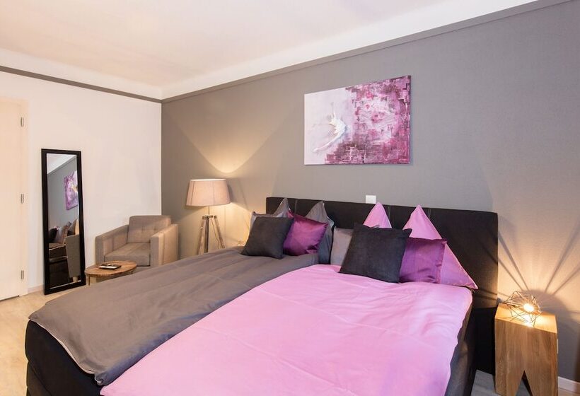 Номер Стандарт, Auberge De L’union