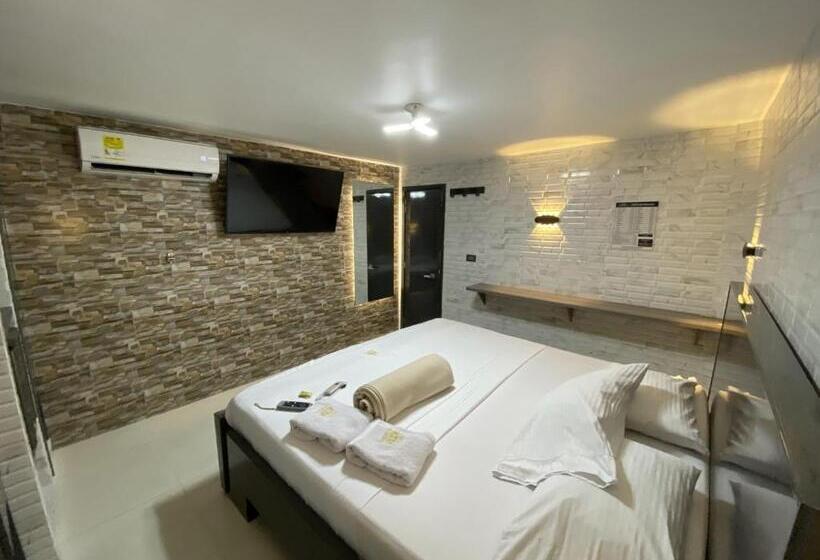 اتاق لوکس با تخت بزرگ, Balmoral