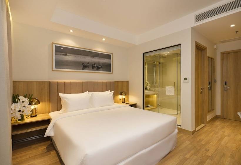 اتاق لوکس با چشم‌انداز شهر, Nagar Hotel Nha Trang