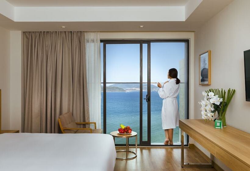 اتاق پرمیوم با چشم‌انداز دریا, Nagar Hotel Nha Trang