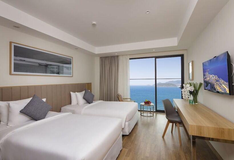 اتاق پرمیوم با چشم‌انداز دریا, Nagar Hotel Nha Trang
