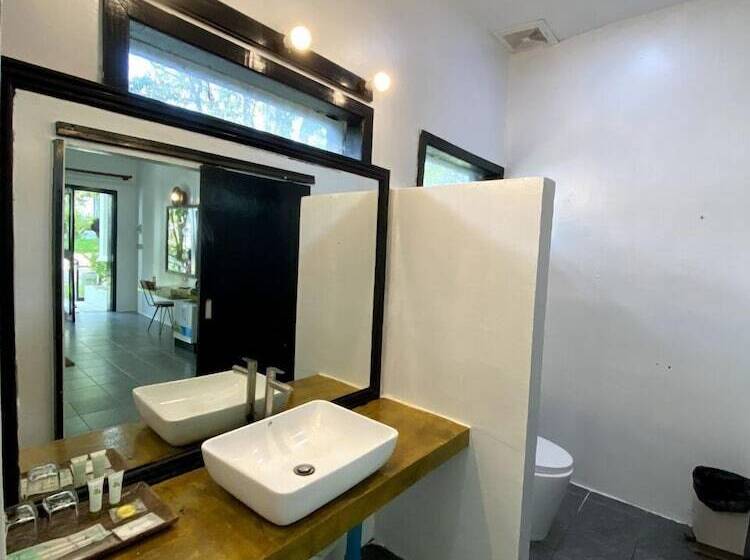 Номер Deluxe Вид на Сад, Koh Rong Hill Beach Resort