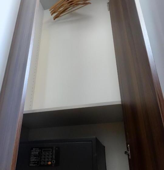 اتاق استاندارد, Atelier