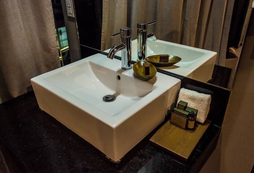 Номер Deluxe Кровать Кинг, Kabah Boutique