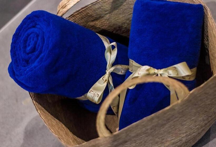 Номер Deluxe Кровать Кинг, Kabah Boutique