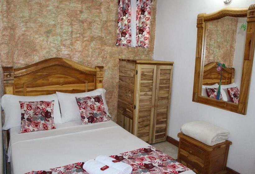 Chambre Standard, Las Guacamayas Guatapé