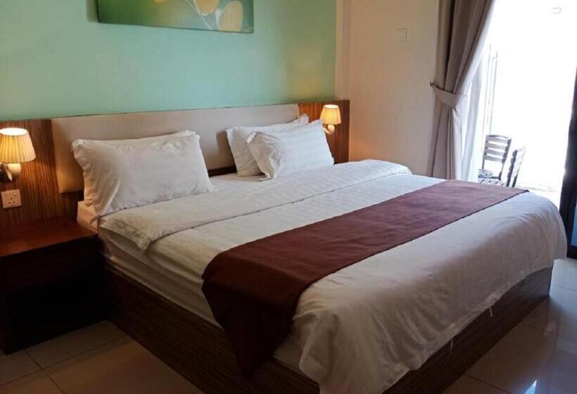 اتاق استاندارد با تخت بزرگ, Oscar Suites