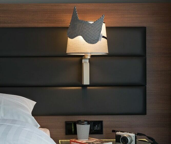 标准间, Moxy Amsterdam Houthavens
