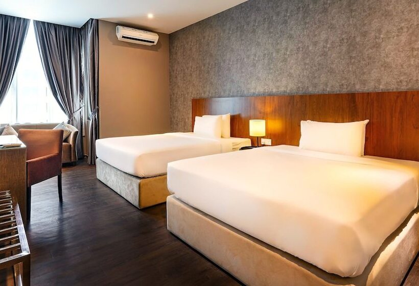 Номер Deluxe, Le Venue