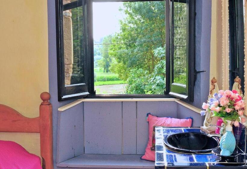 Четырехместный Номер Стандарт Вид на Сад, Can Portell By 123ole, B&b   Casa Rural