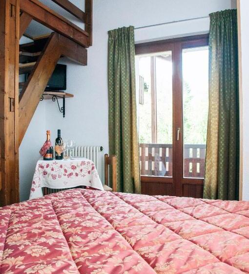 اتاق استاندارد سه تخته با بالکن, Vallée De Cogne