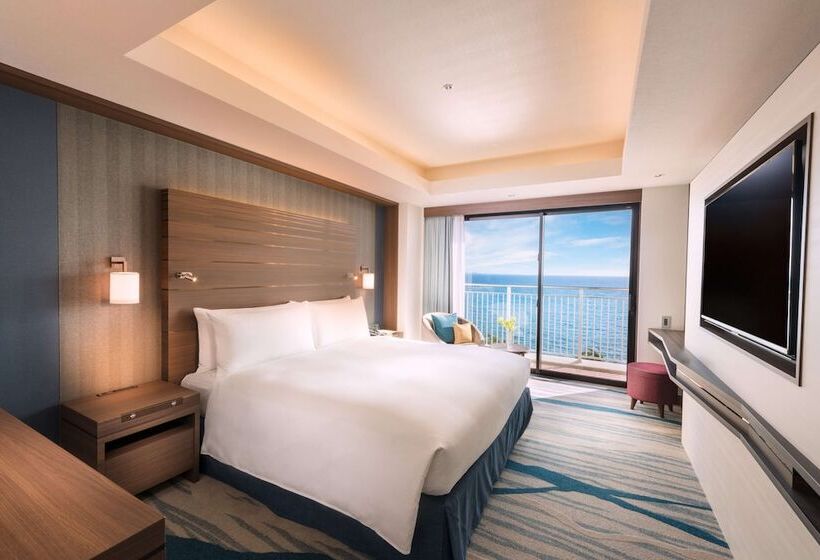 Люкс Вид на Море, Doubletree By Hilton Okinawa Chatan Resort
