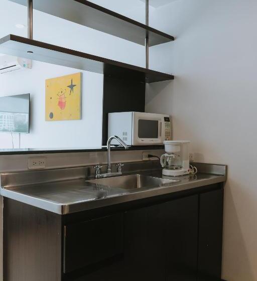 חדר סטנדרט, Travelers Orange Suites