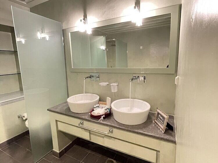 Люкс с Террасой, Hydrea Exclusive Hospitality