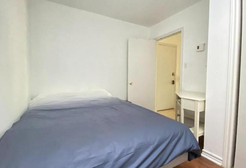 דירת חדר, The Parkdale Hostellerie