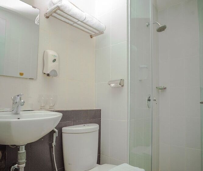 수피리어 룸, Whiz Prime Hotel Sudirman Makassar