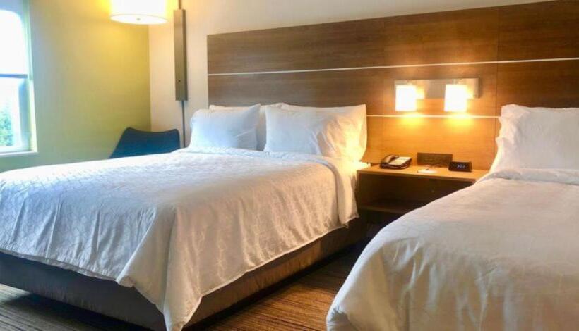 Люкс Адаптированный для Инвалидов, Holiday Inn Express   Macon North, An Ihg