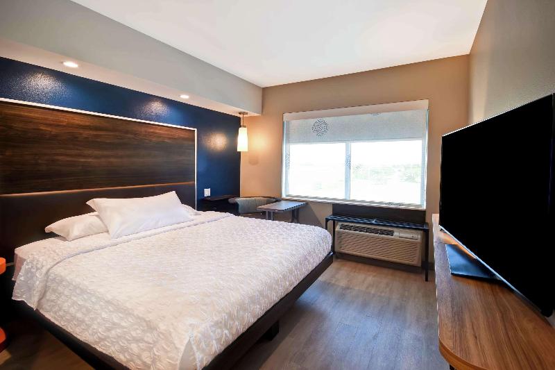 חדר סטנדרט עם מיטת קינג, Tru By Hilton North Platte