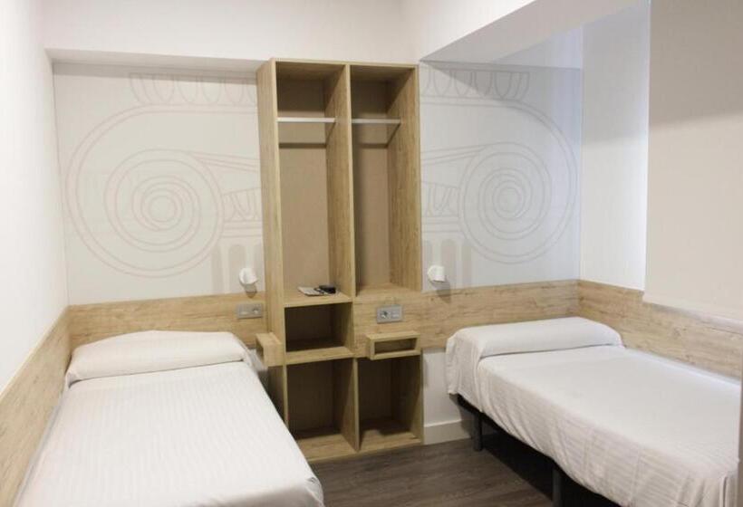 Номер Стандарт Адаптированный для Инвалидов, Deluxe Hostels & Suites Merida