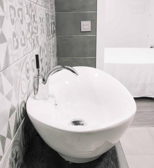 سوییت لوکس, Deluxe Hostels & Suites Merida