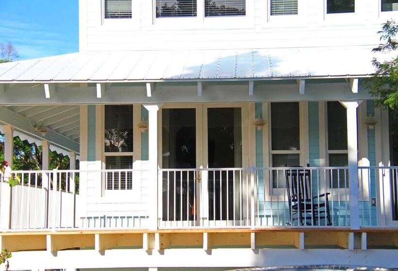 Люкс, Dolphin Point Villas