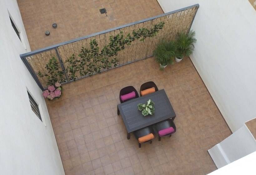 شقة غرفة واحدة مزودة بتراس, Singularstays Mar44