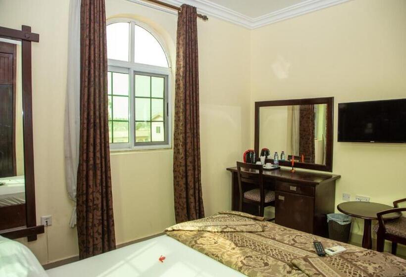 Deluxe Room, Grand Star