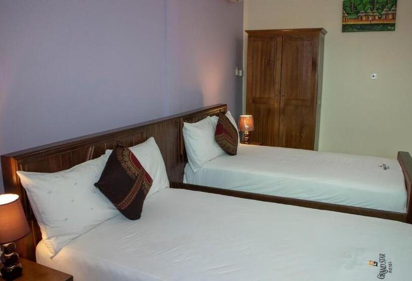 Deluxe Room, Grand Star