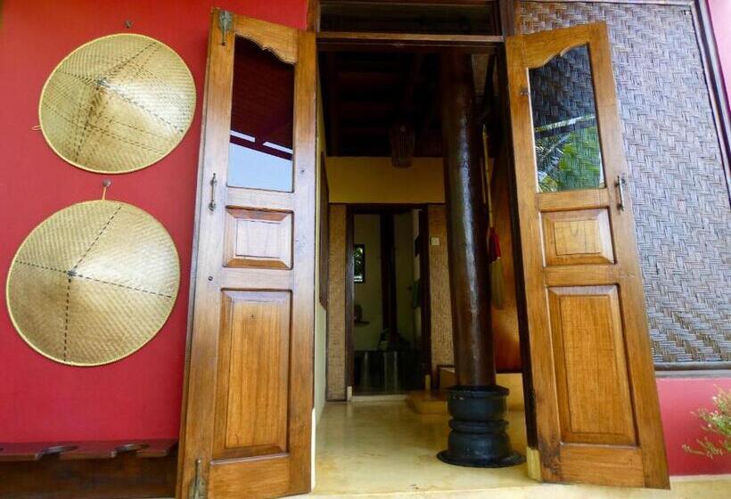Семейный Номер, Sarinbuana Eco Lodge