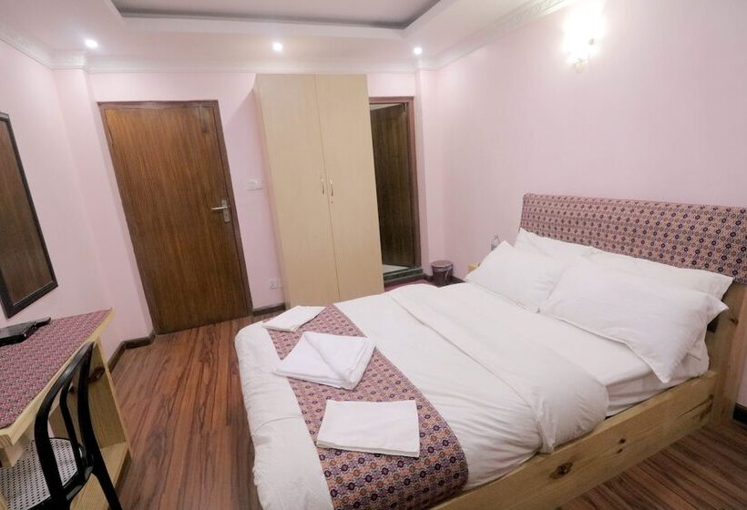 اتاق استاندارد با سرویس بهداشتی مشترک, Easy Homes